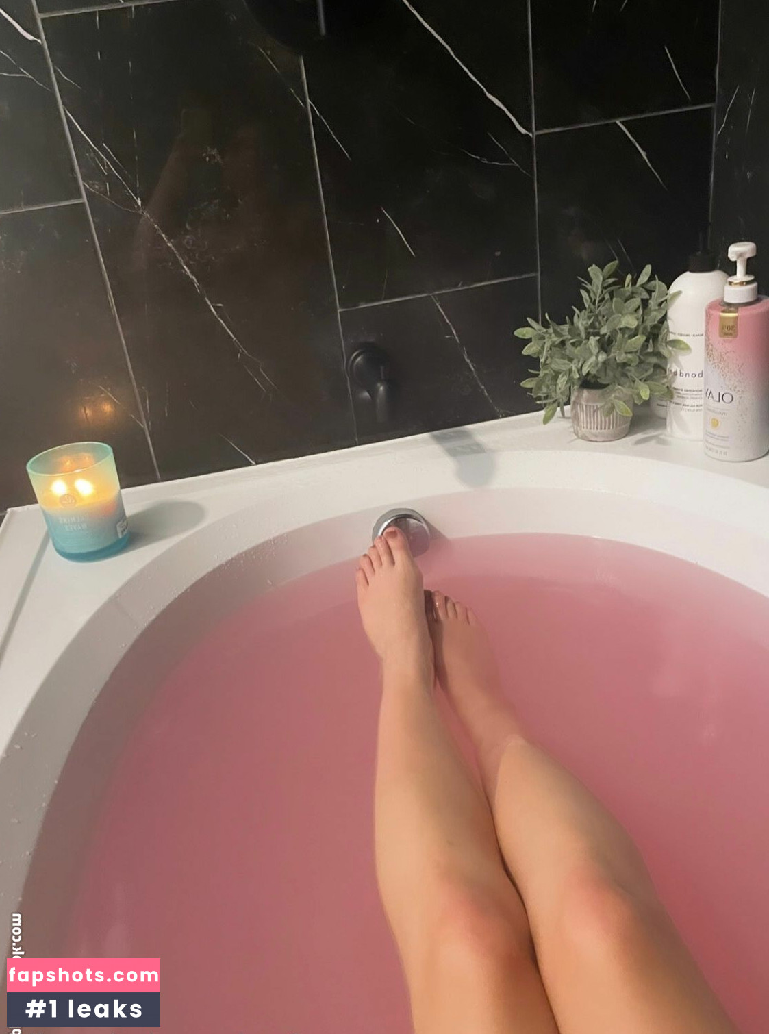 nekomeiko nude babe gallery