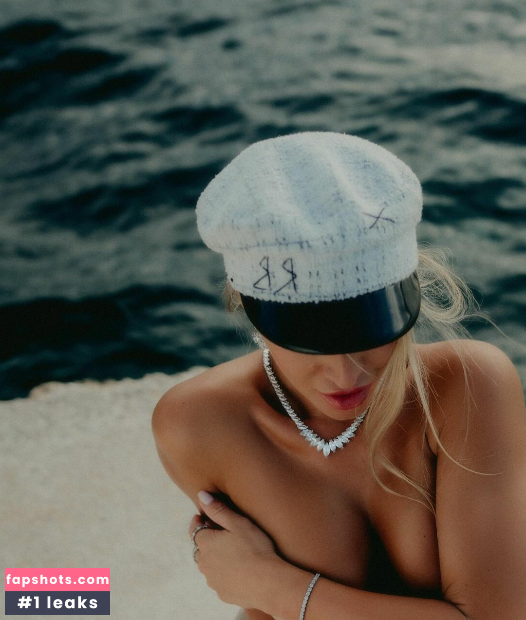 Nela Slovakova gallery photo #8