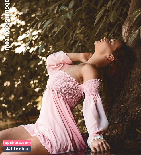 Nele Boudoir gallery photo #41