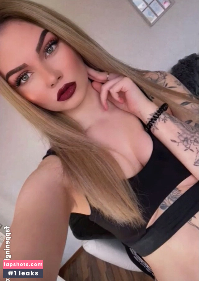 Nele_mbt gallery photo #5