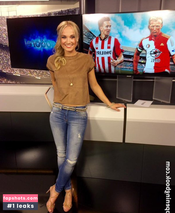 Nele Schenker Nahé úniky fotek pouze od fanoušků #41 - Fapshots