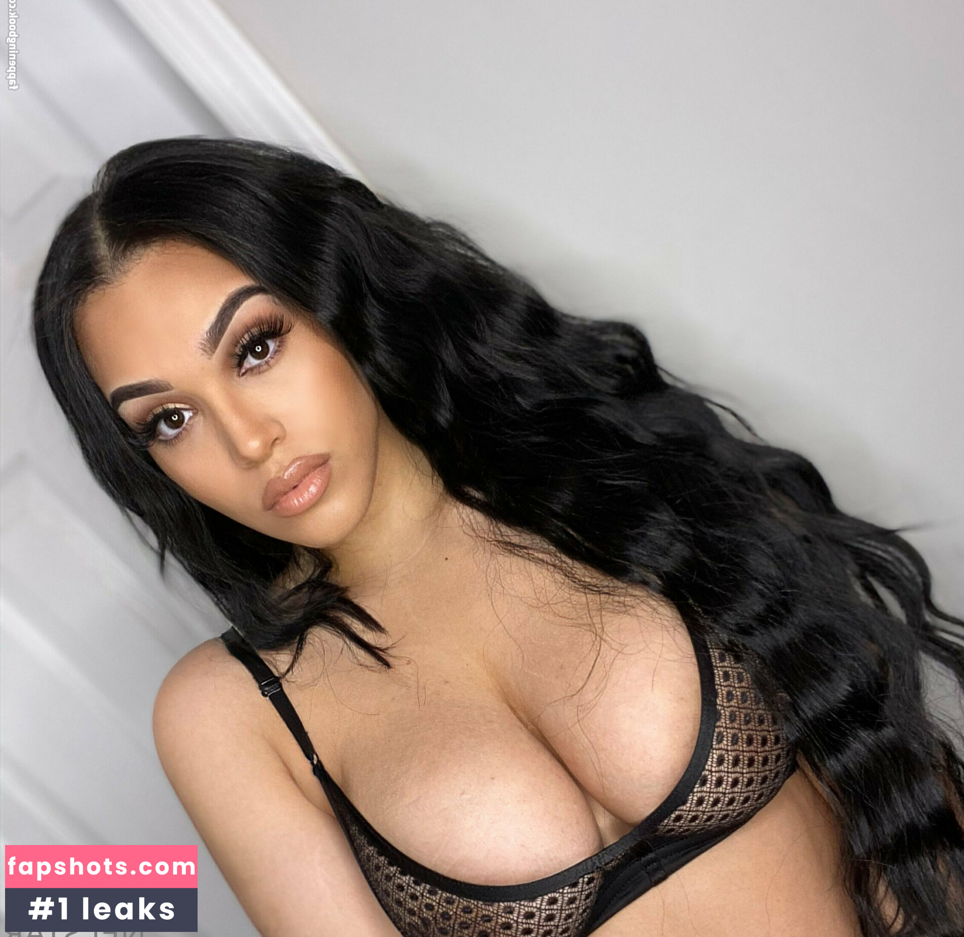 neljassenia gallery photo #4