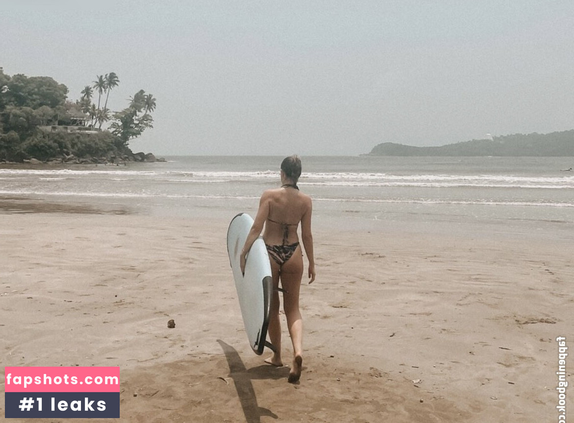 Nelli Velker gallery photo #5