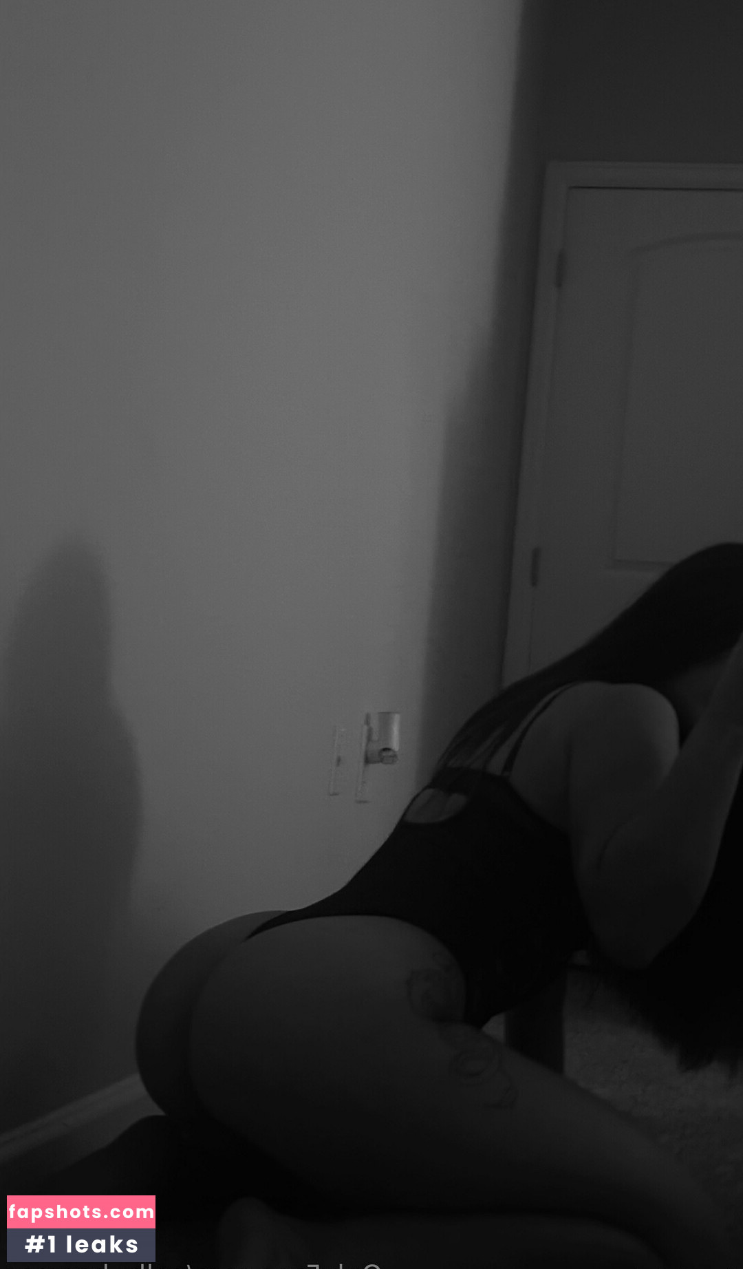 Nelly Becmac gallery photo #14