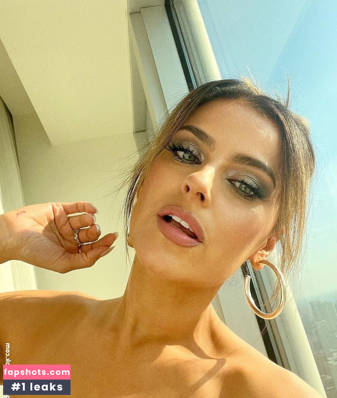 Nelly Furtado gallery photo #104