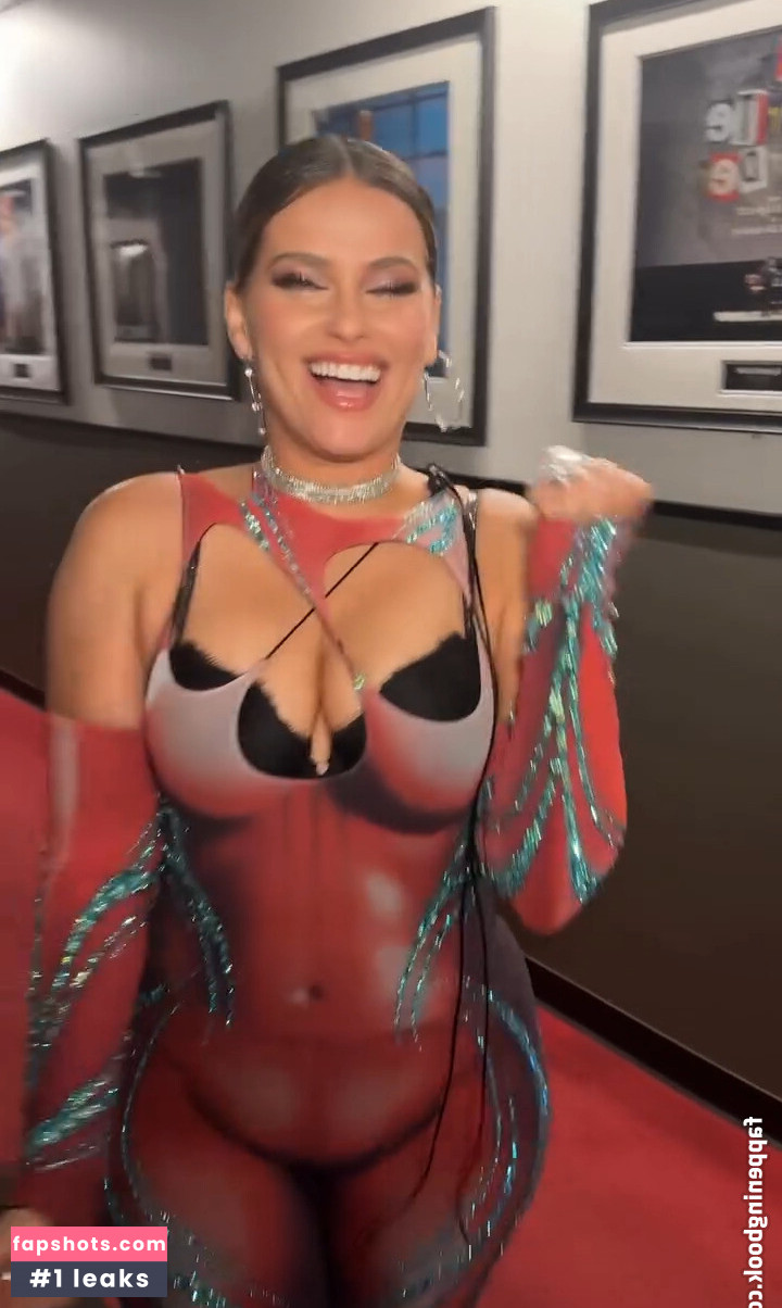 Nelly Furtado gallery photo #28