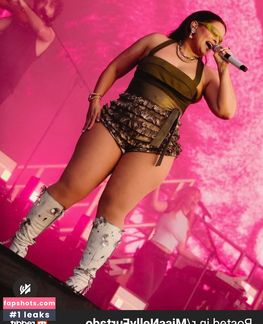 Nelly Furtado gallery photo #4