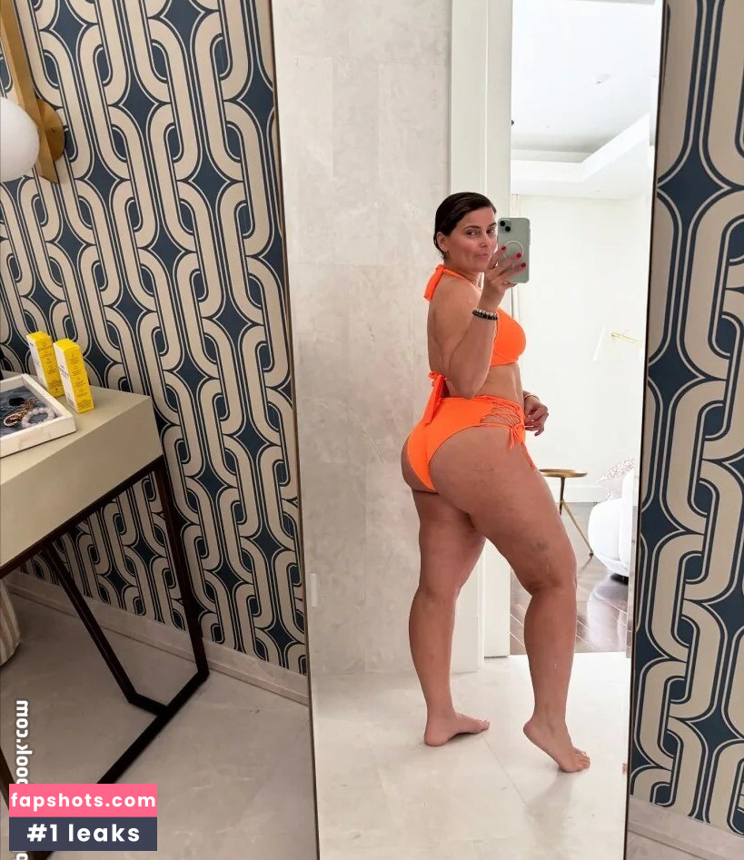 Nelly Furtado gallery photo #10