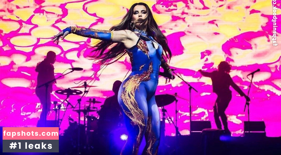 Nelly Furtado gallery photo #100