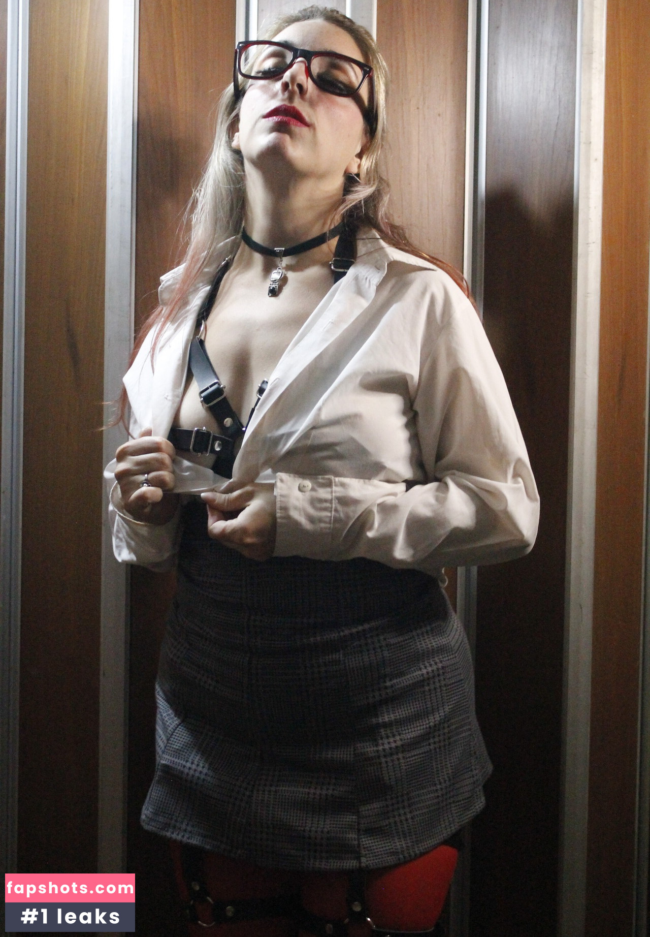 Nena Mala gallery photo #40