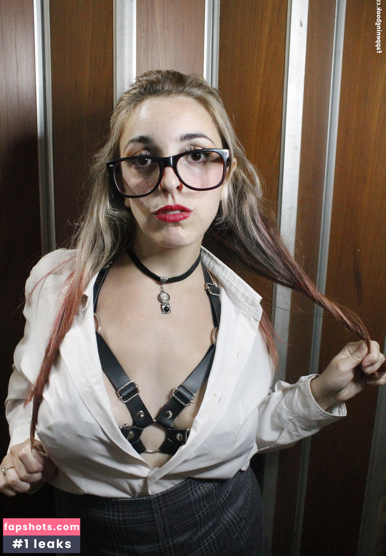 Nena Mala gallery photo #42