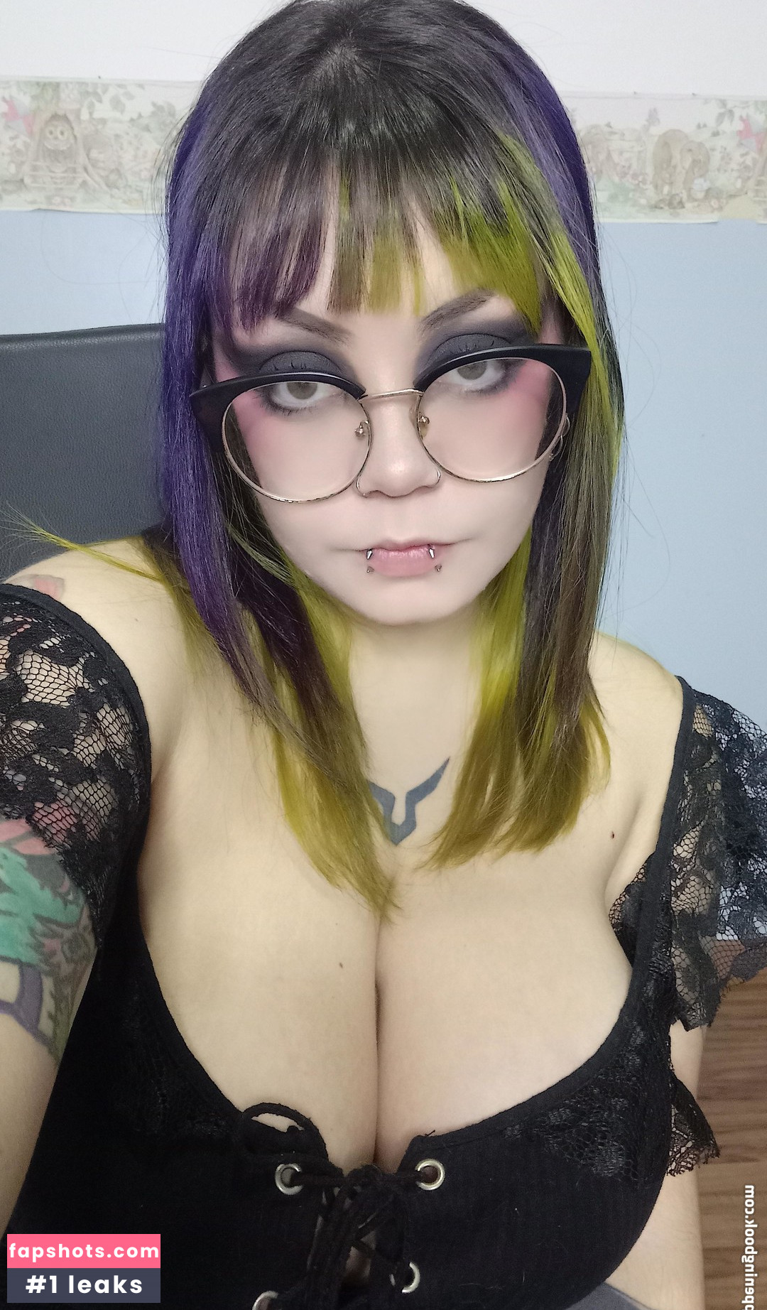 Nephyla_Lamprey gallery photo #3