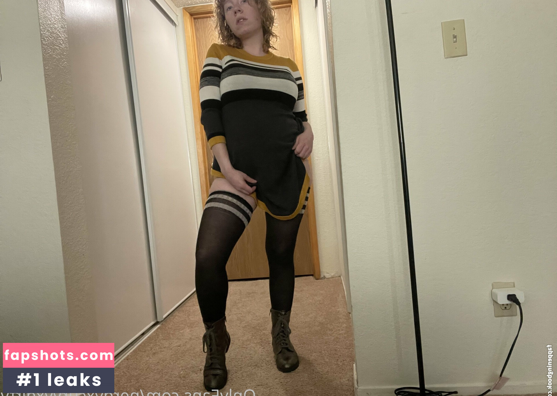 nerdyxcurvyxdirty gallery photo #8