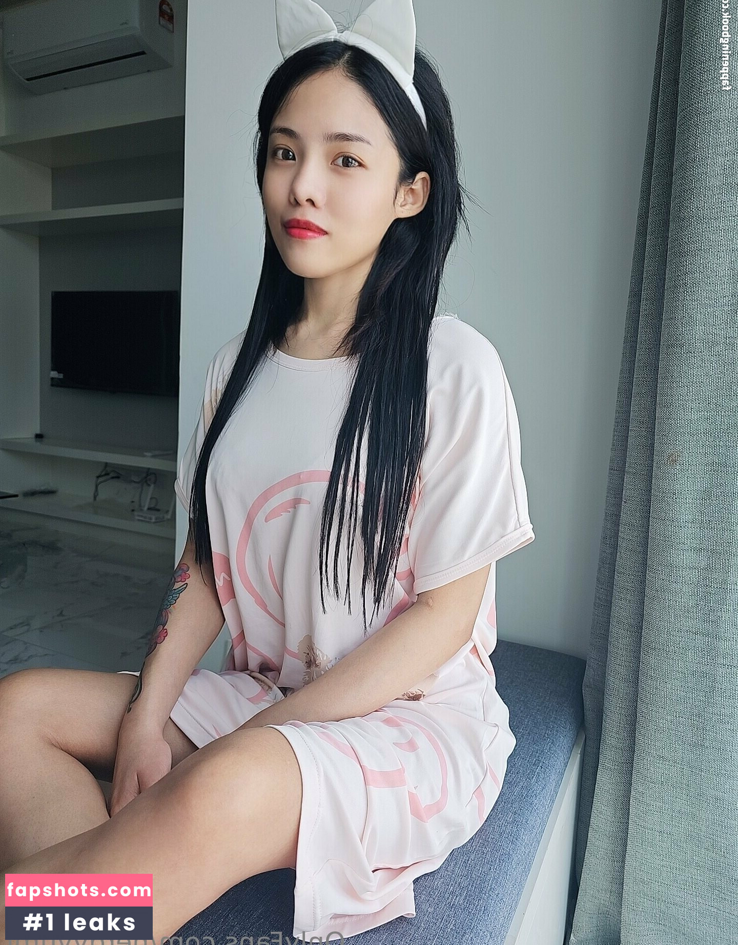 nerdyyumi gallery photo #9