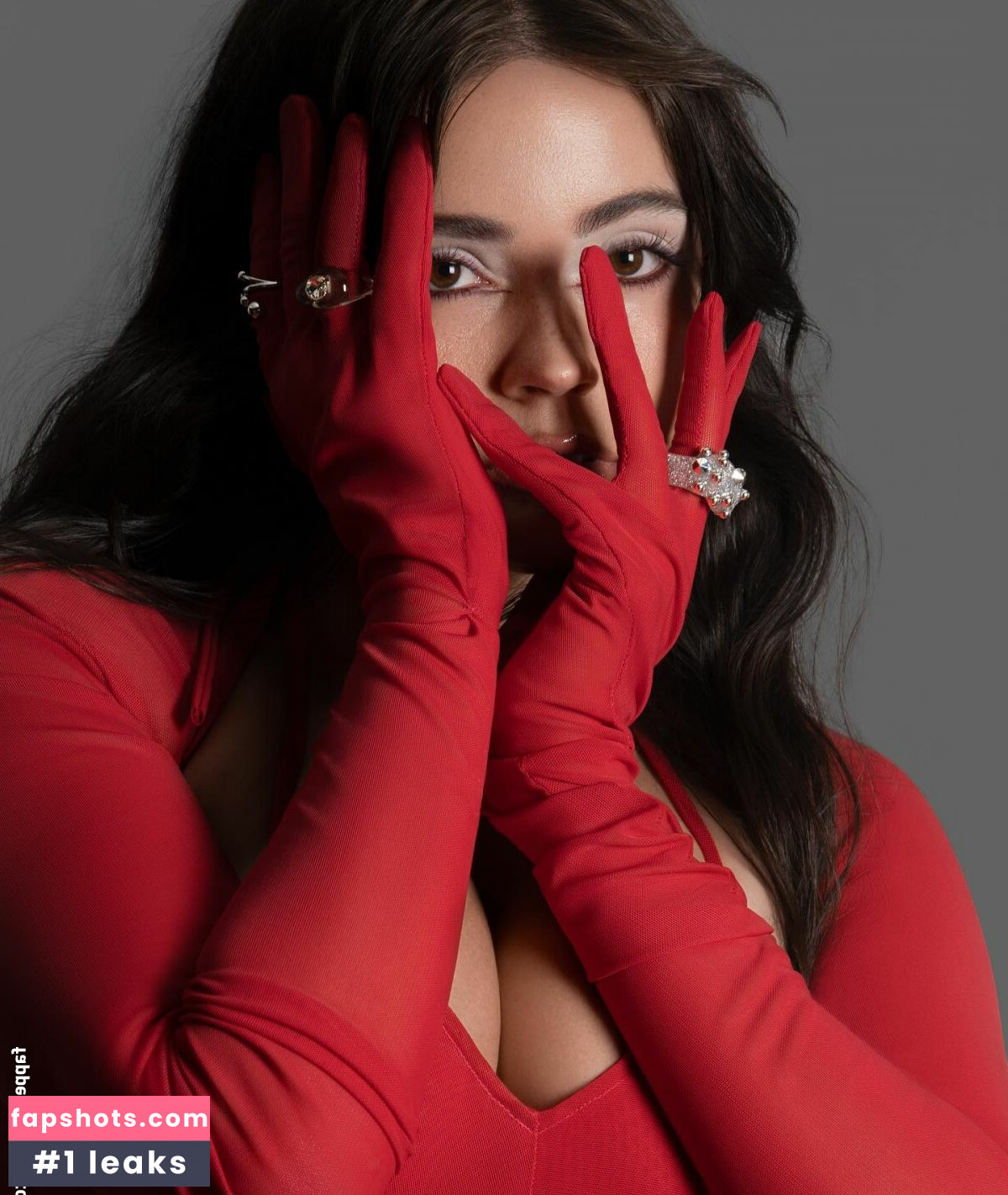 Neriah gallery photo #2