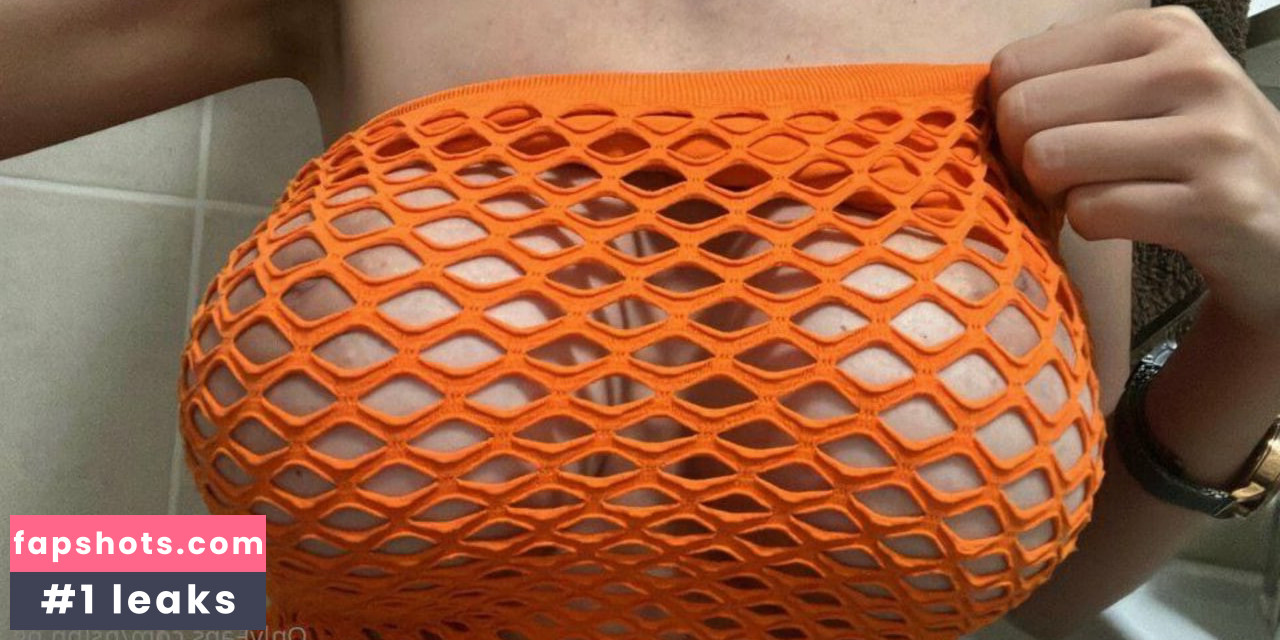 Neslihan Güneş gallery photo #3