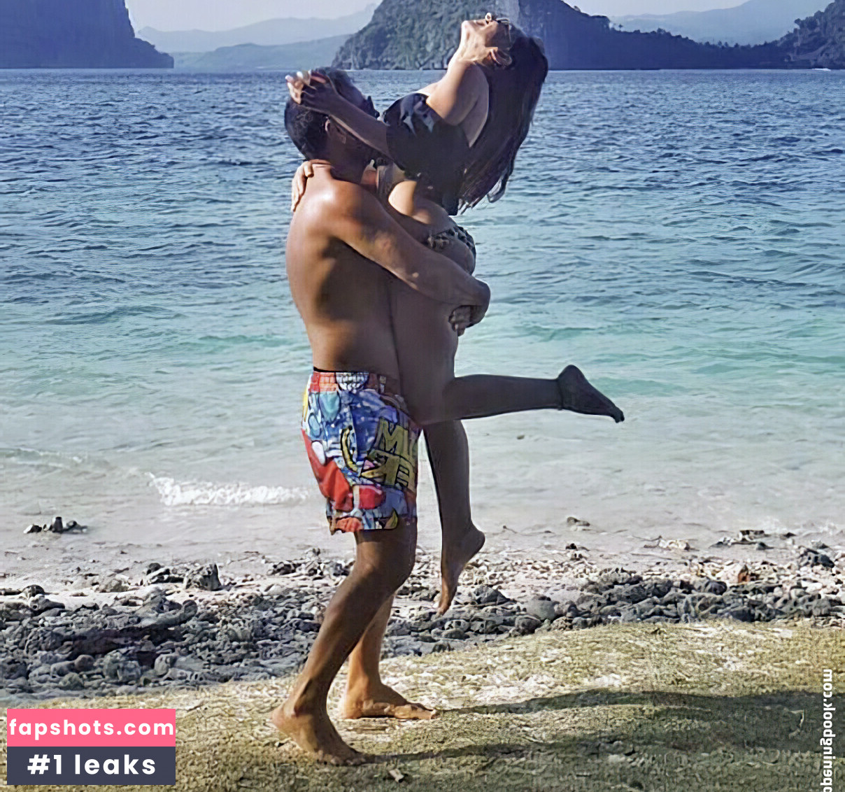 Neslihan Oztürk gallery photo #3