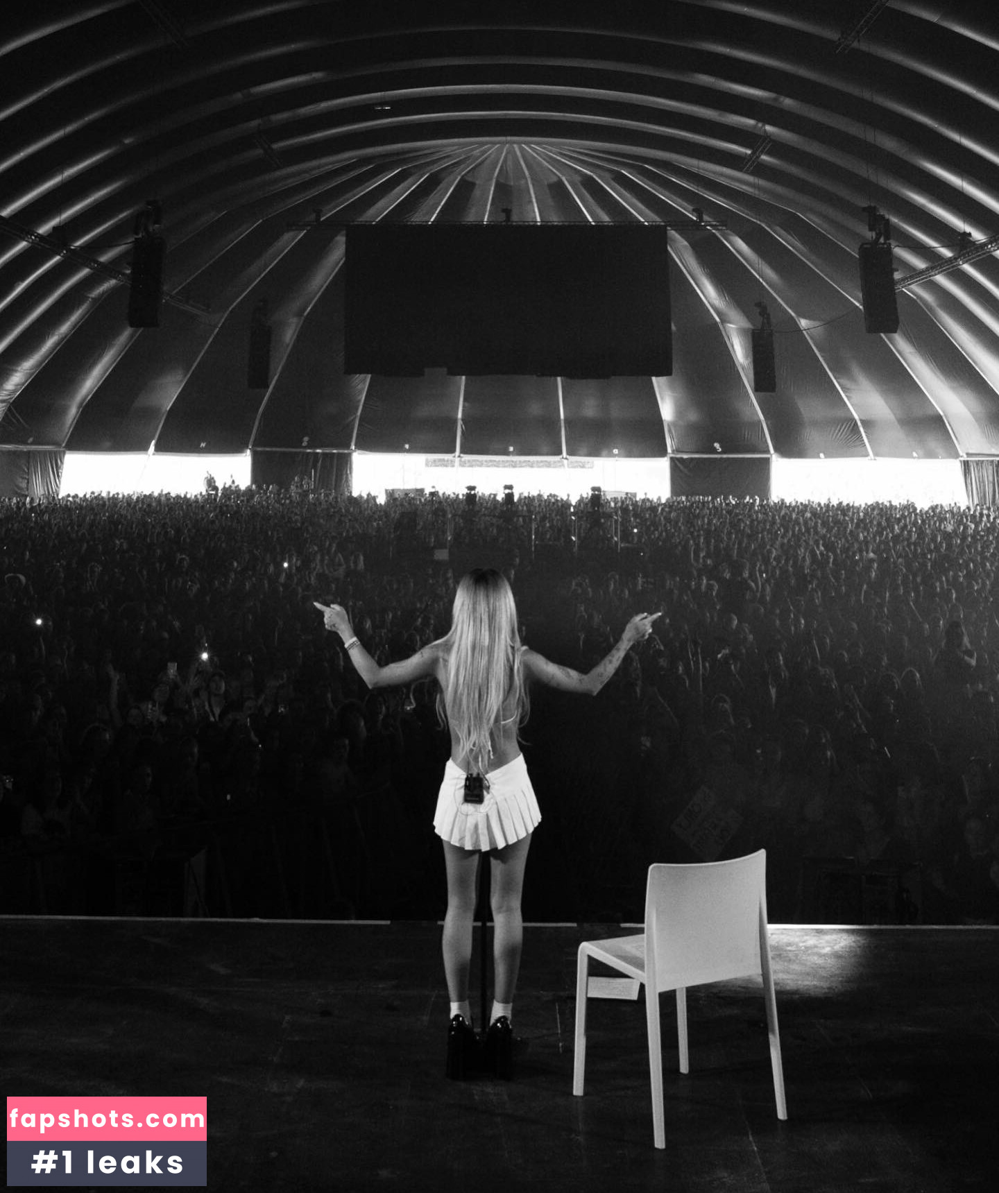 Nessa Barrett Filtración Desnuda OnlyFans Foto #63 - Fapshots