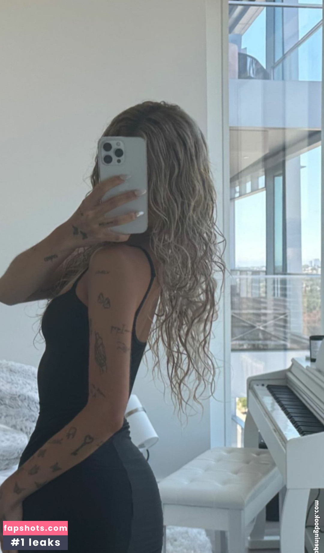 Nessa Barrett Filtración Desnuda OnlyFans Foto #68 - Fapshots