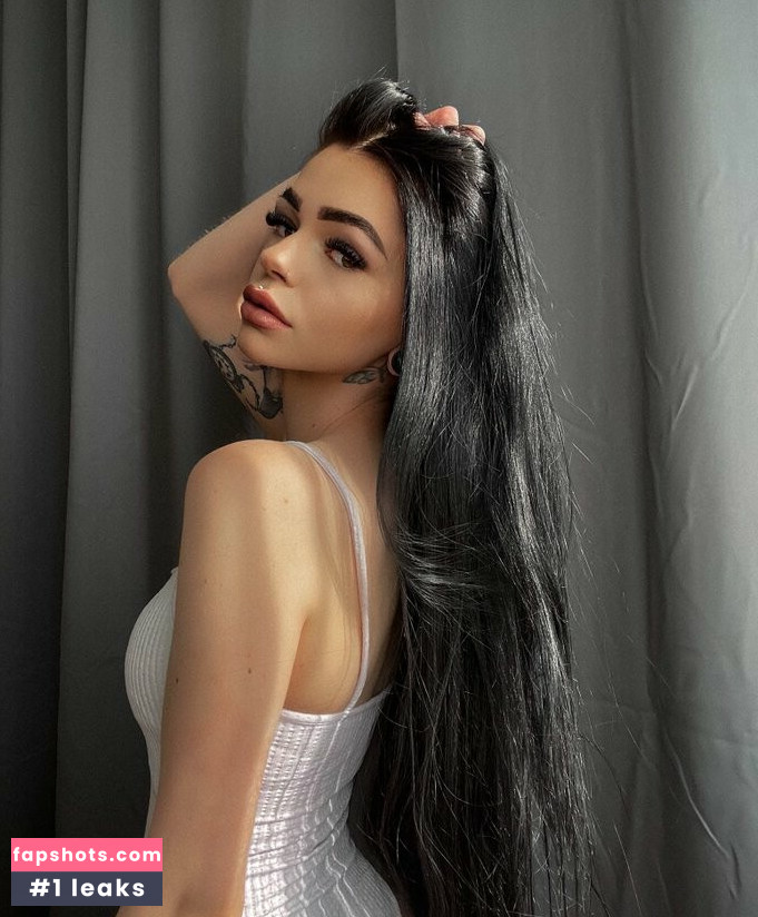 Nessa Jane gallery photo #30