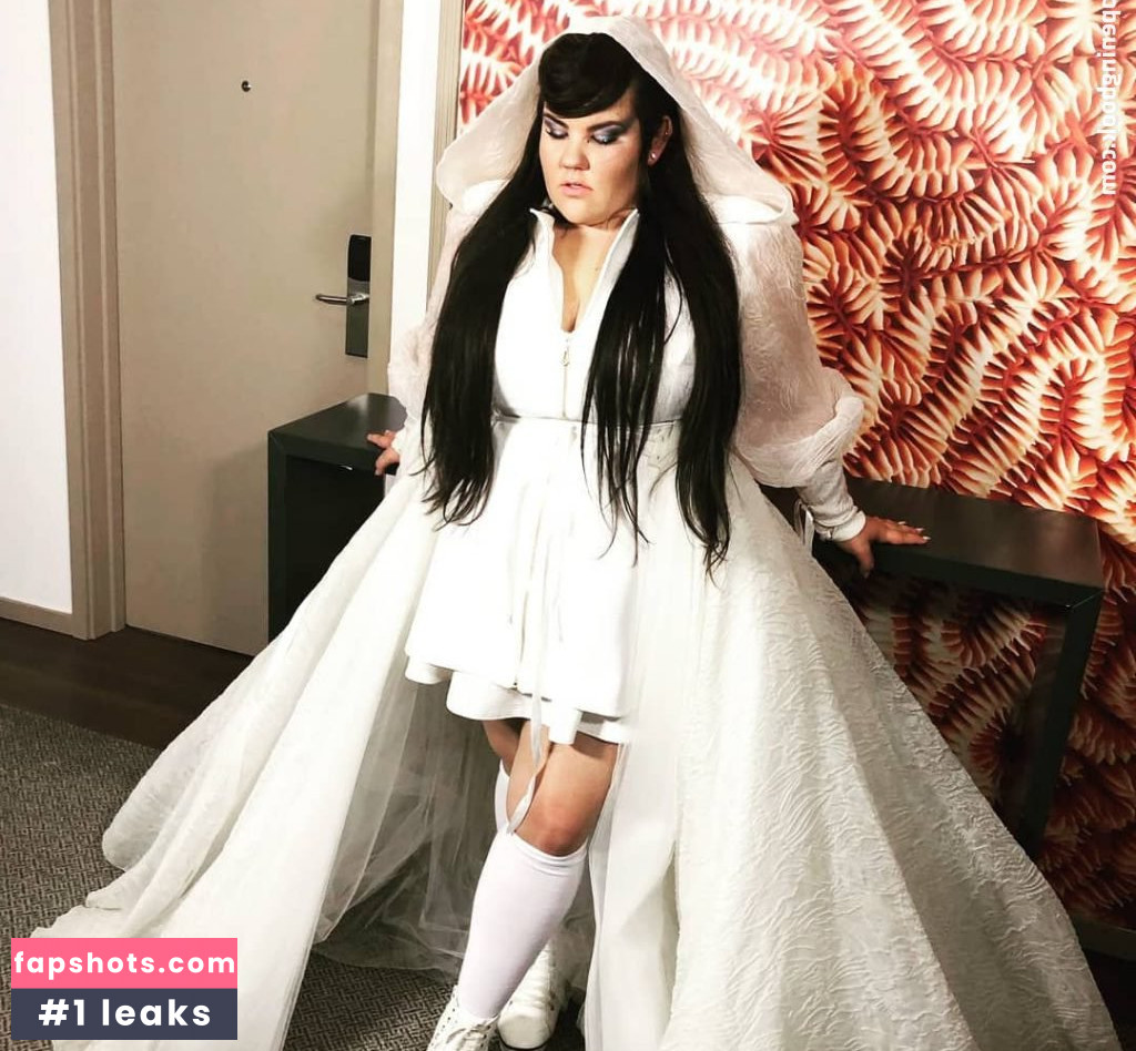 Netta Barzilai gallery photo #3