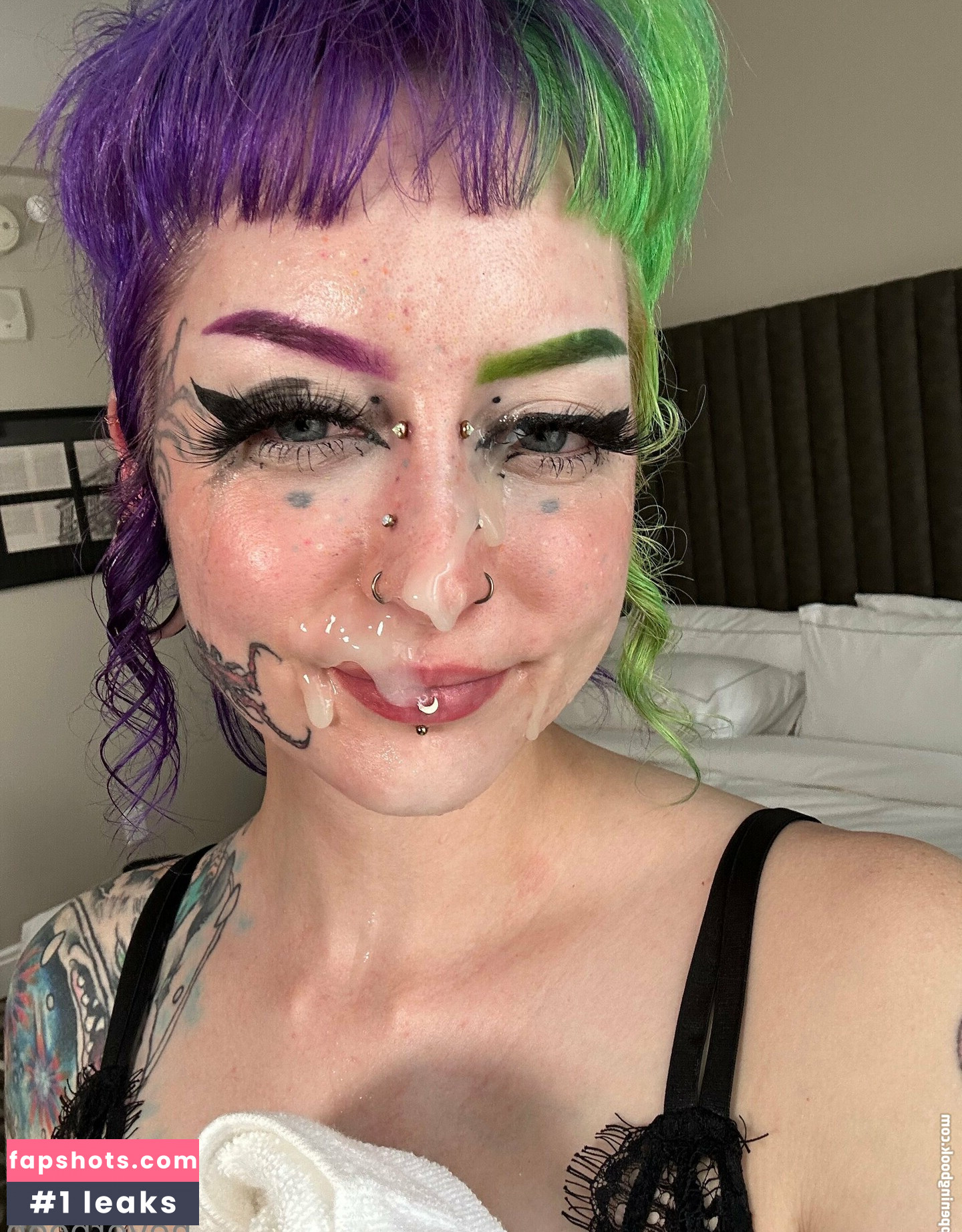 Neverboob gallery photo #5