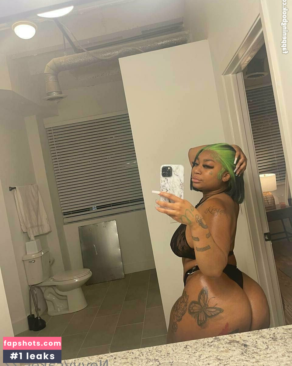 nevvycakes Nude Leaks OnlyFans Photos #20 - LeakJerk