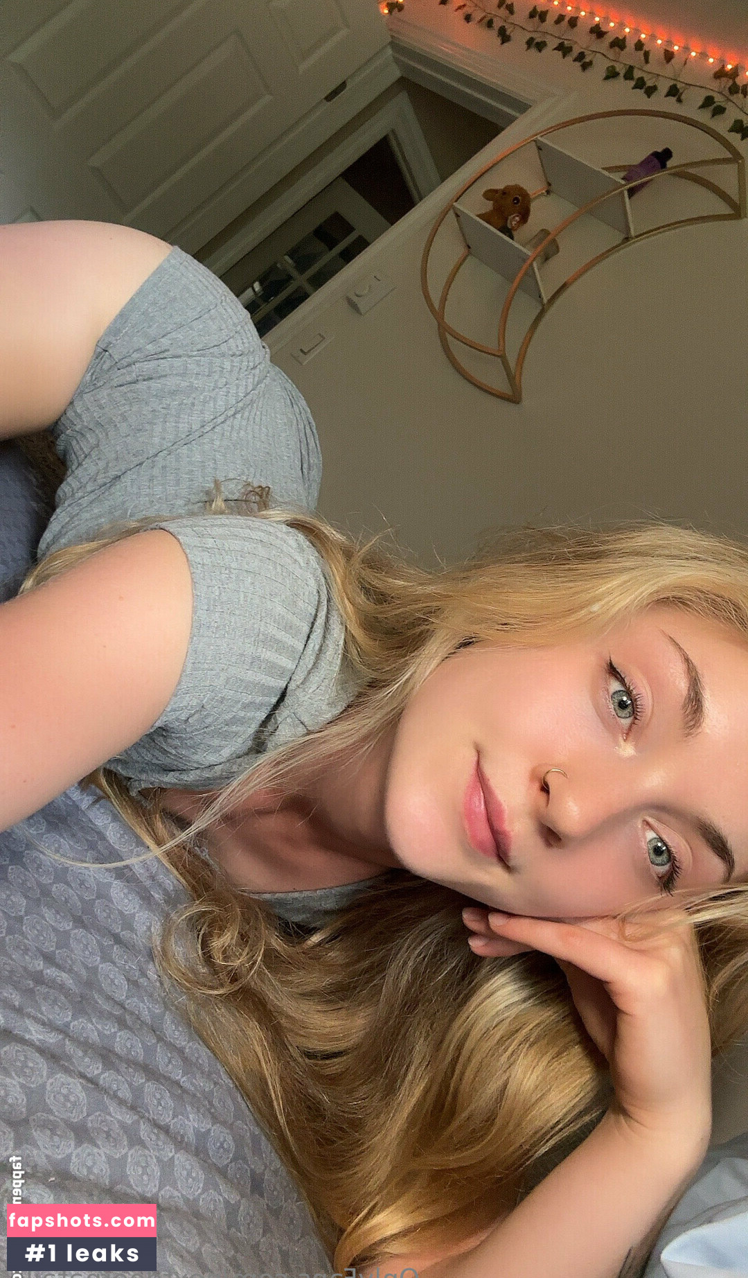 nextdoornataile Nude Leaks OnlyFans Photos #2 - LeakJerk