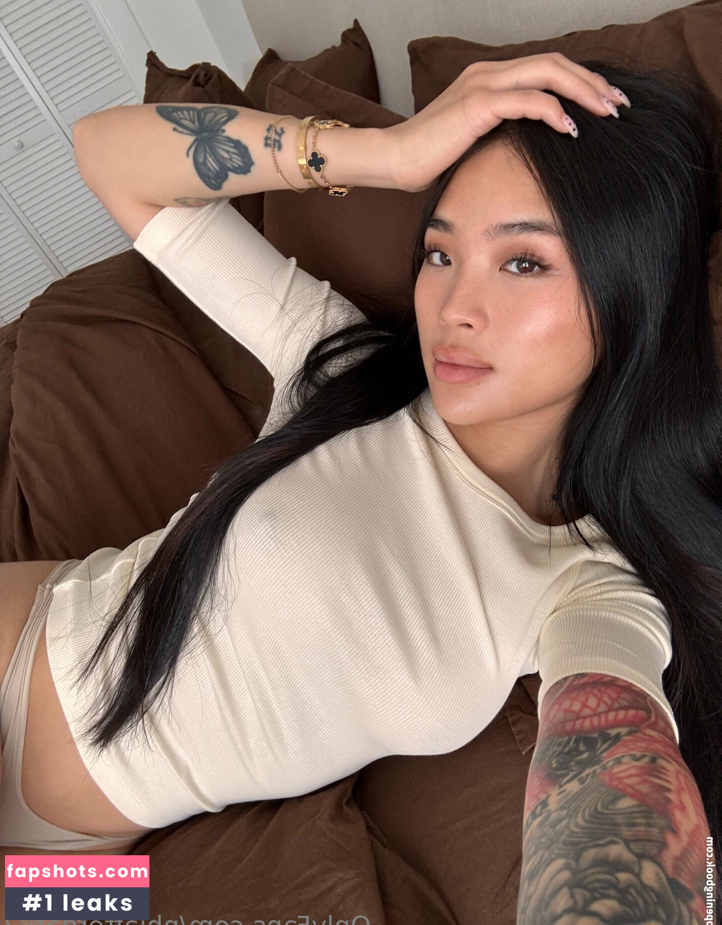 nhiafterdark2 gallery photo #16