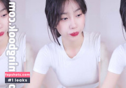 nhs960212 nude babe gallery