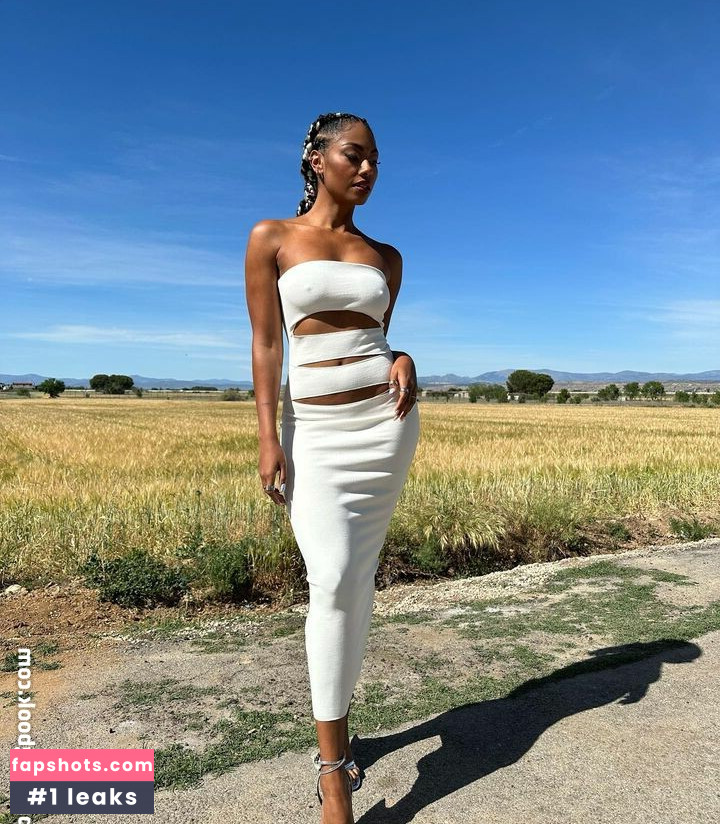 Nia Correia OT gallery photo #29