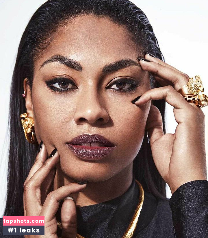 Nia Correia OT gallery photo #9