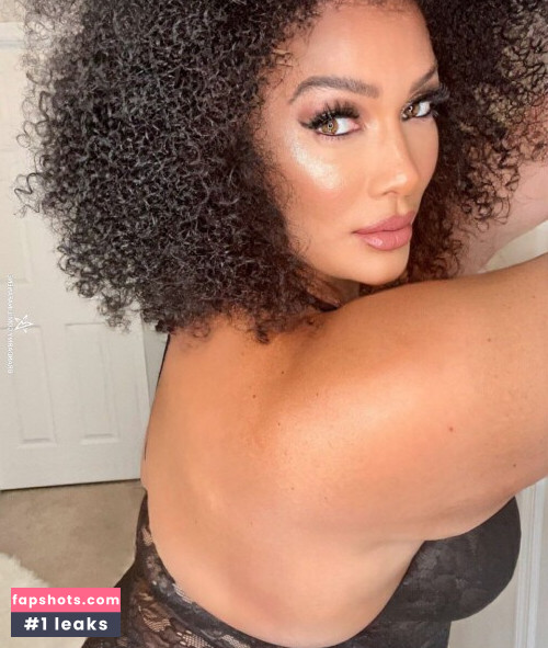 Nia Jax Nude Leaks OnlyFans - Fapshots