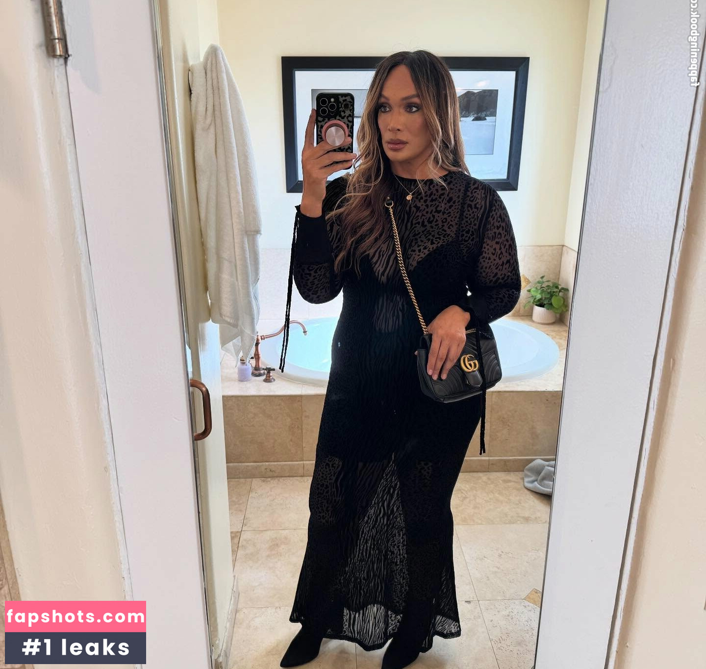 Nia Jax gallery photo #22