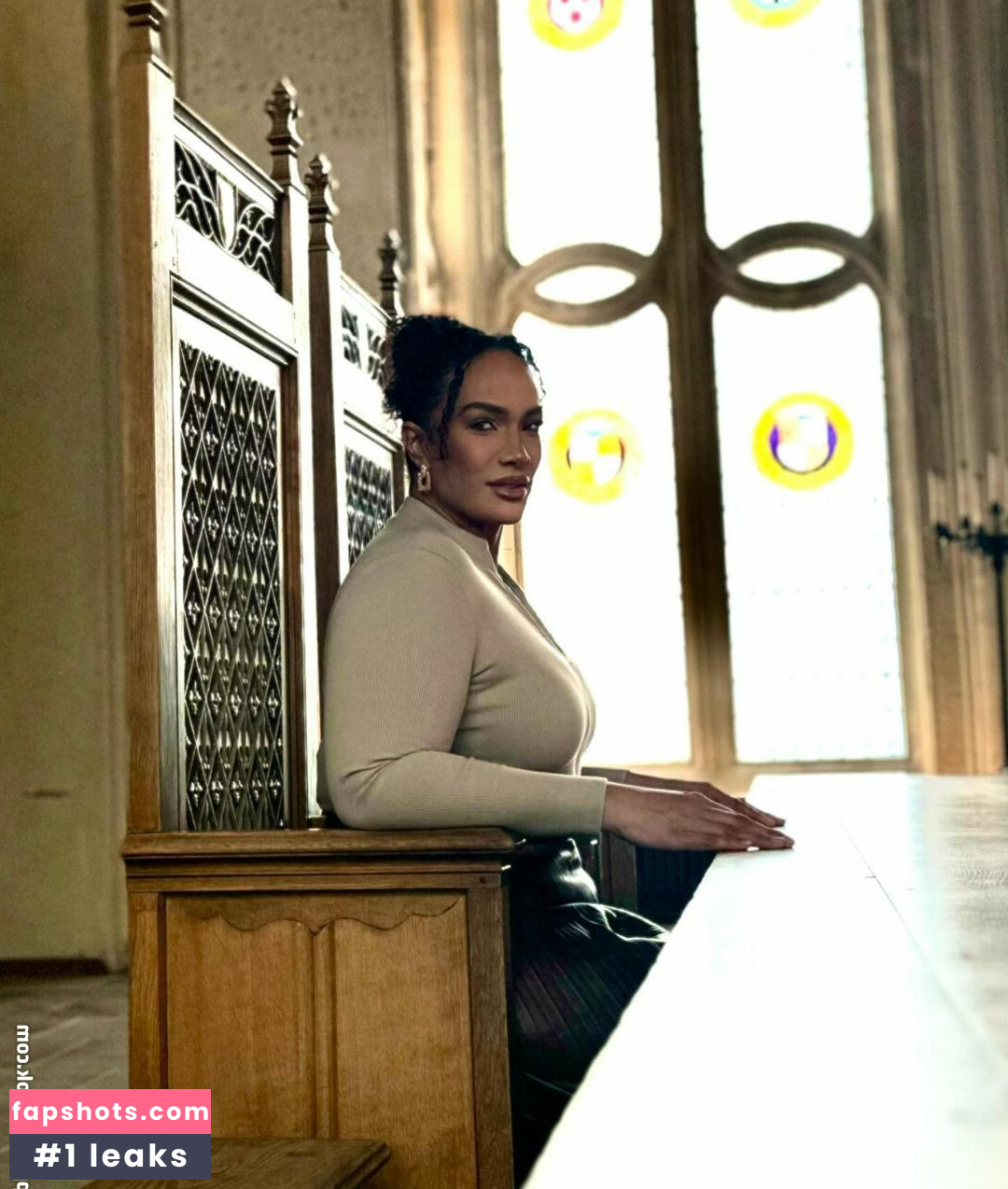 Nia Jax gallery photo #42