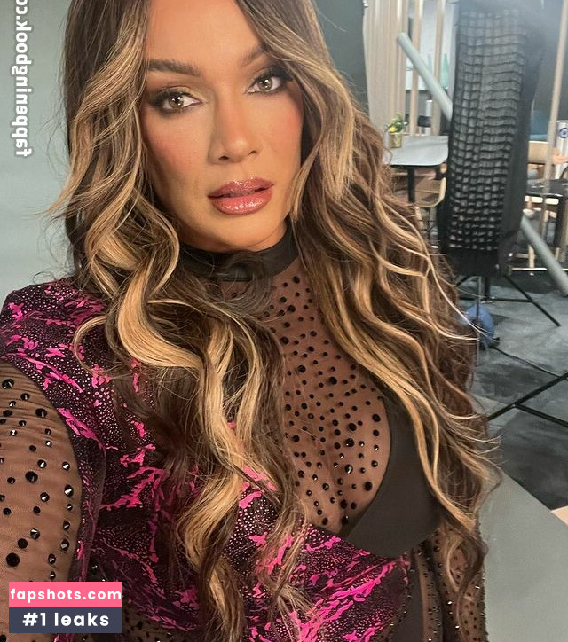 Nia Jax gallery photo #63