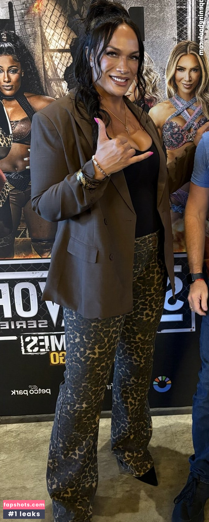 Nia Jax gallery photo #10