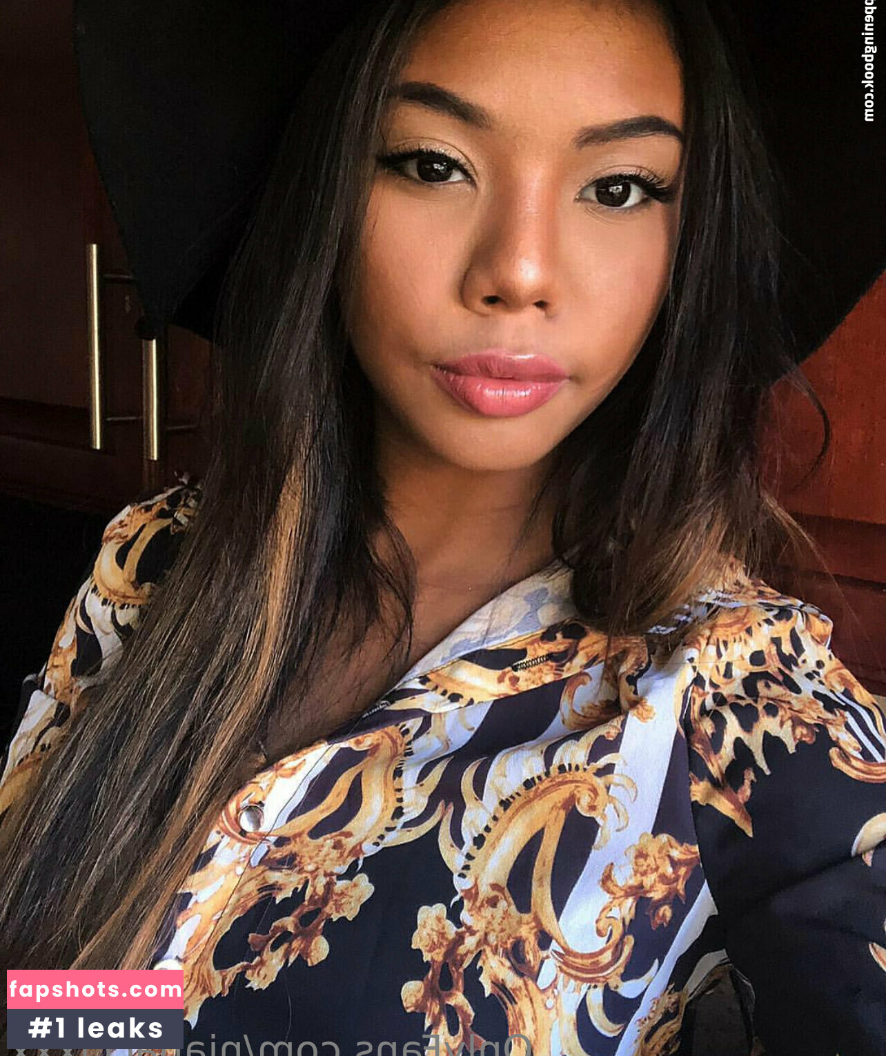 Nia Nacci gallery photo #80