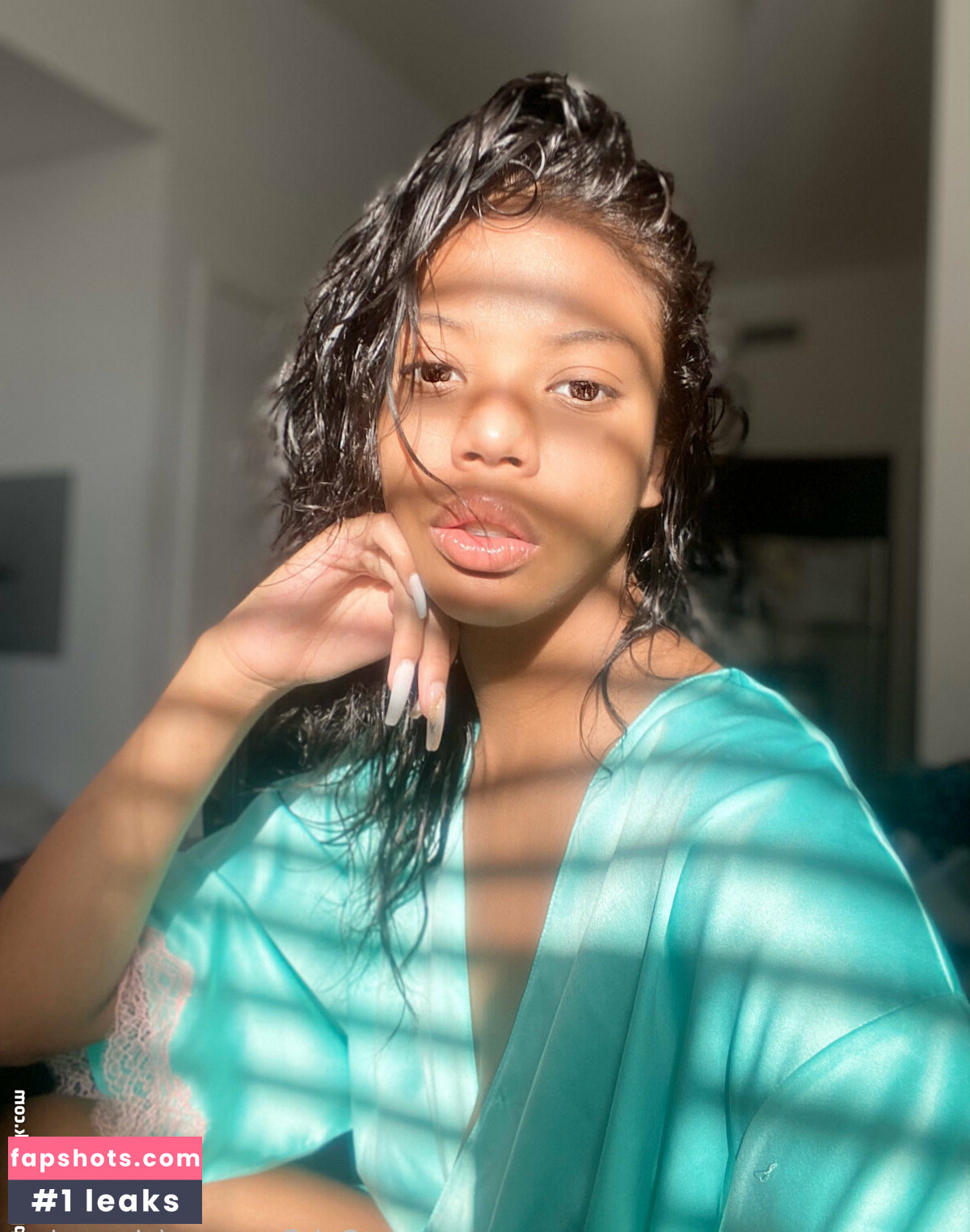 Nia Nacci gallery photo #83