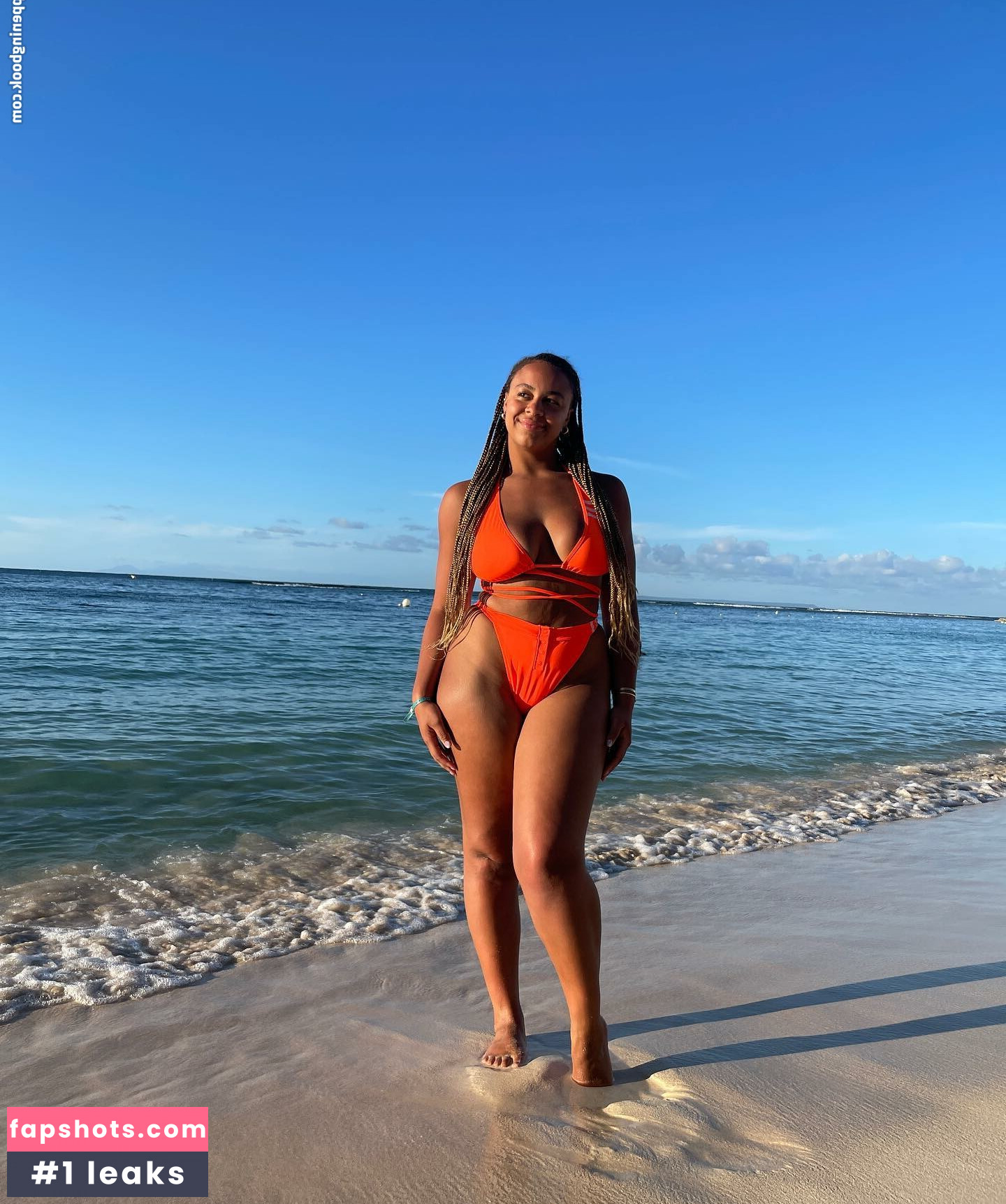 Nia Sioux gallery photo #27