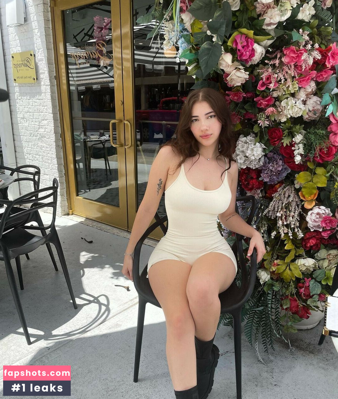 niaarellano gallery photo #13