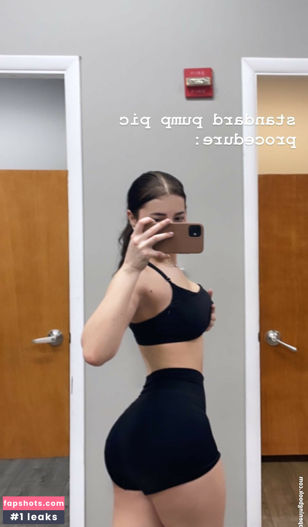 niaarellano gallery photo #15