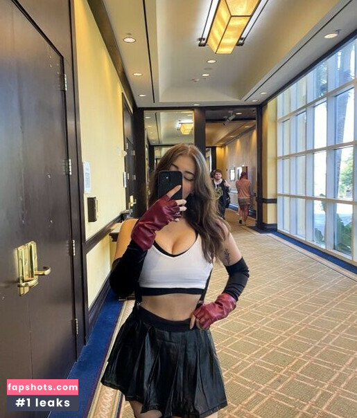 niaarellano gallery photo #6