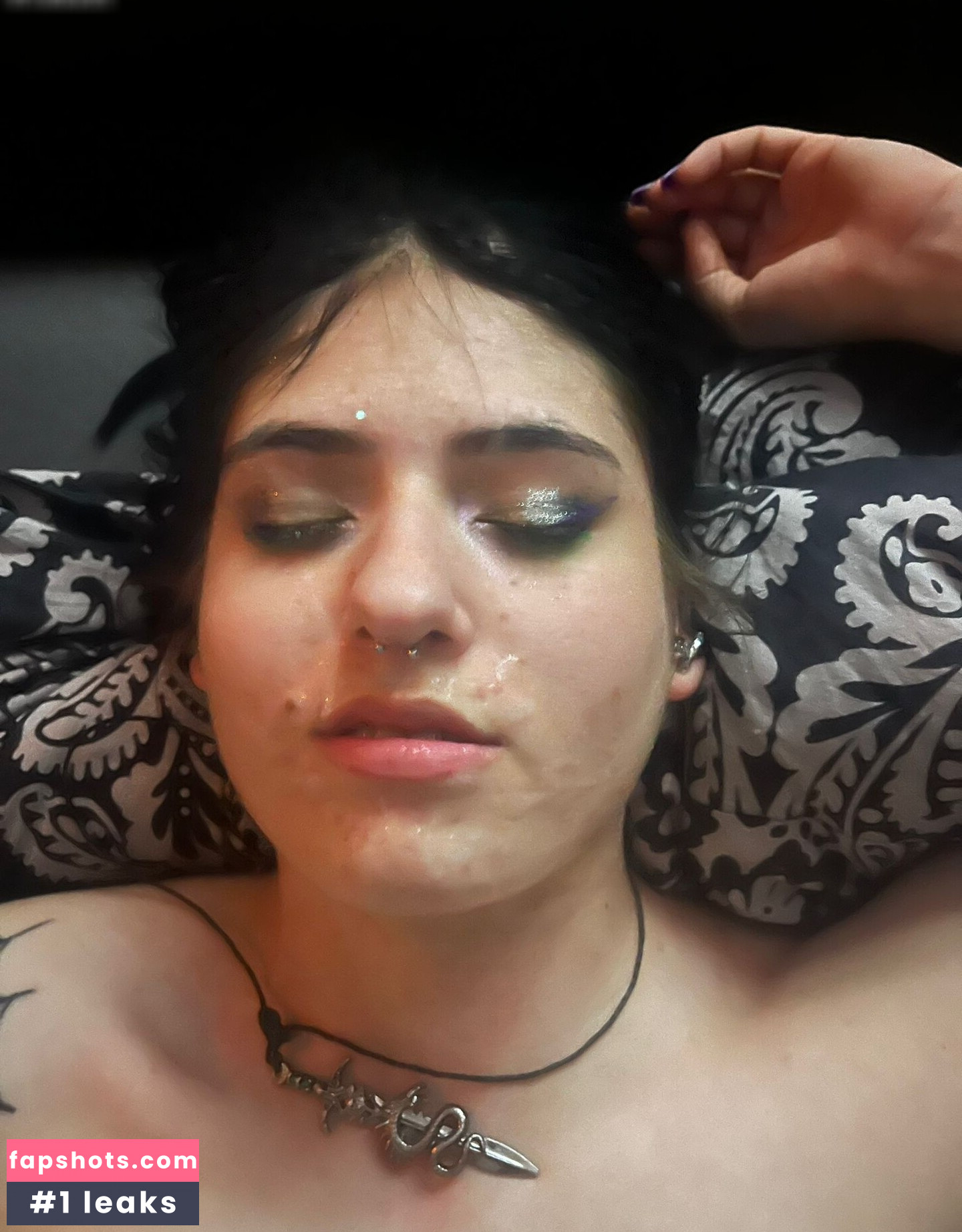 Niamausilol gallery photo #19