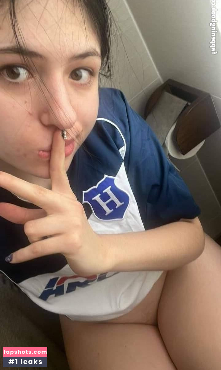 Niamausilol gallery photo #25