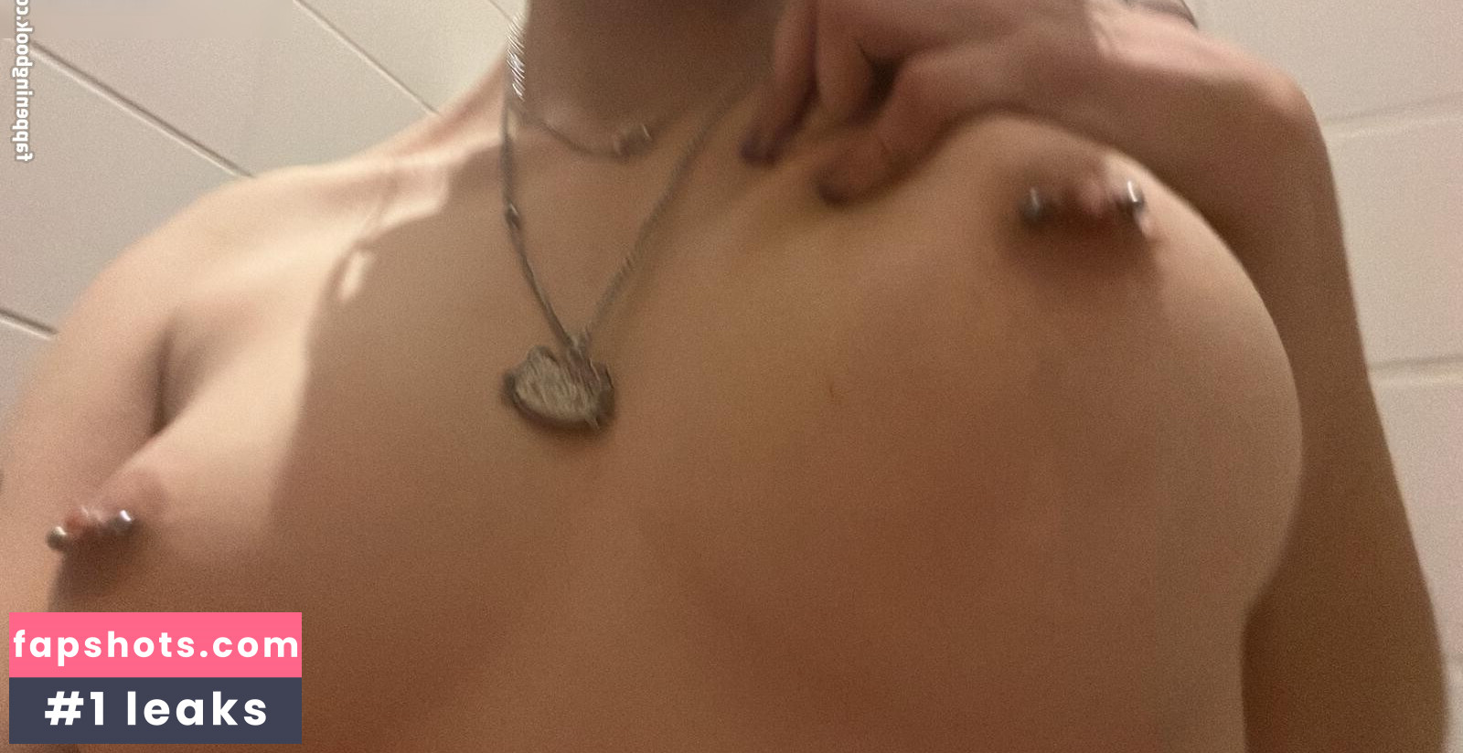 Niamausilol gallery photo #26