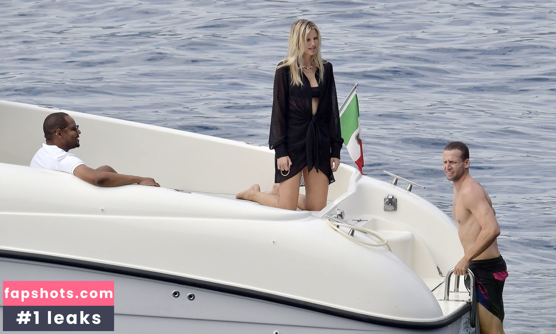 Nibar Madar gallery photo #3