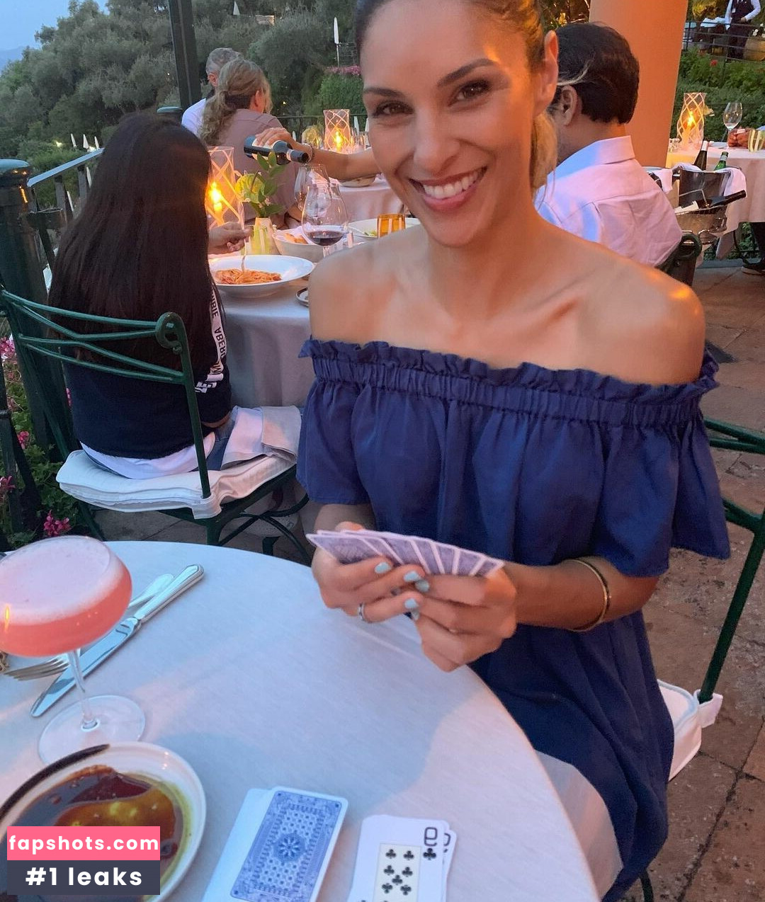 Nicci Jolly gallery photo #4