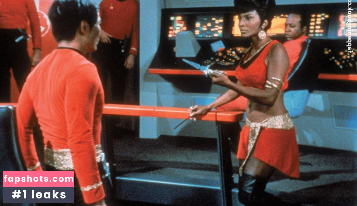 Nichelle Nichols gallery photo #6