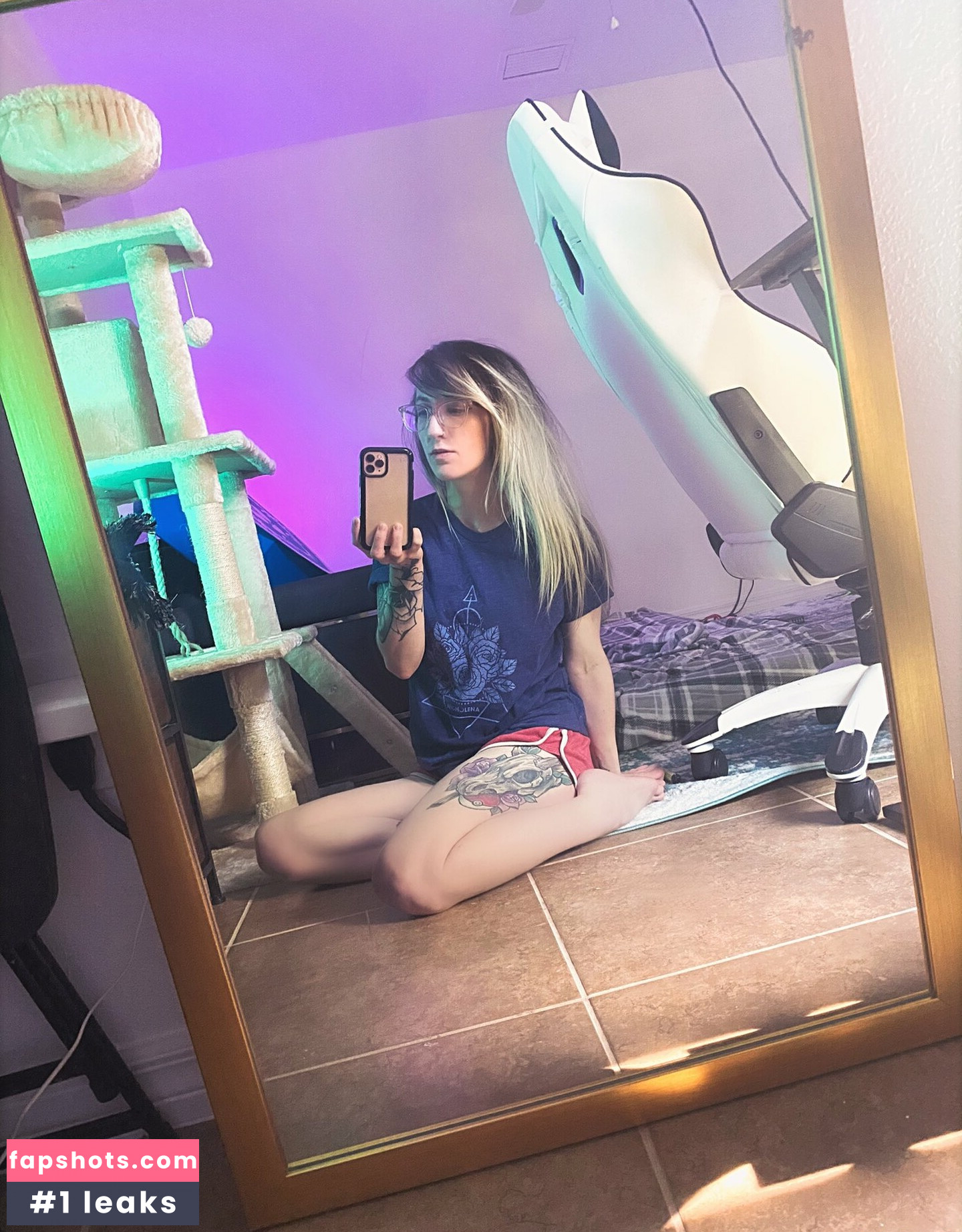 Nicholena nude babe gallery